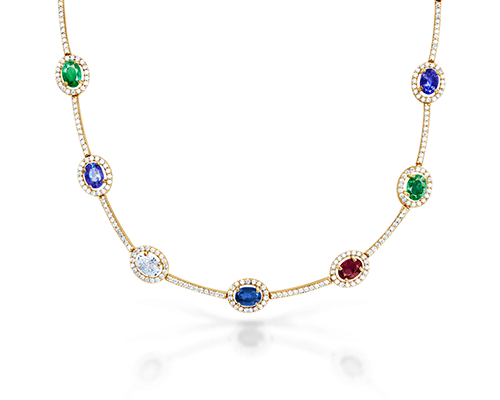 Изключителна бижутерия.